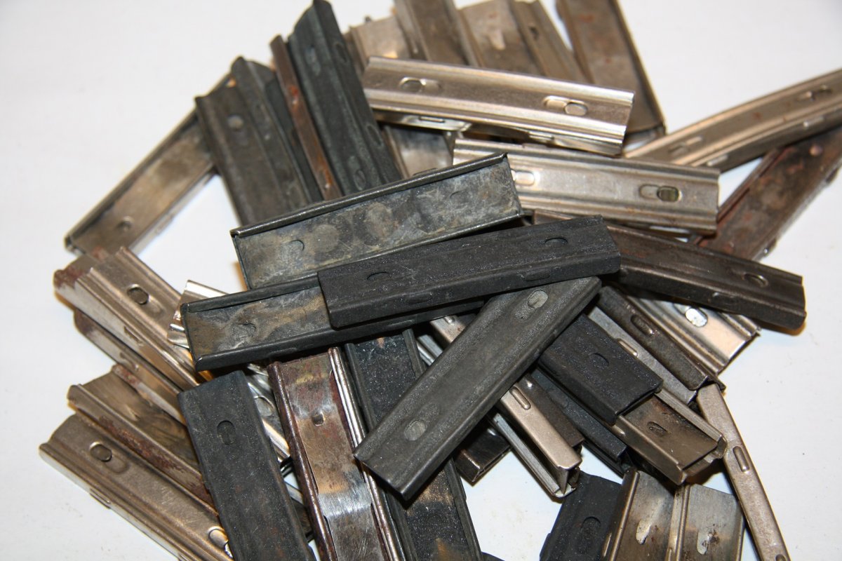 Cartridge clip f. US Enfield model 1917 Våbentilbehør Bisgaard